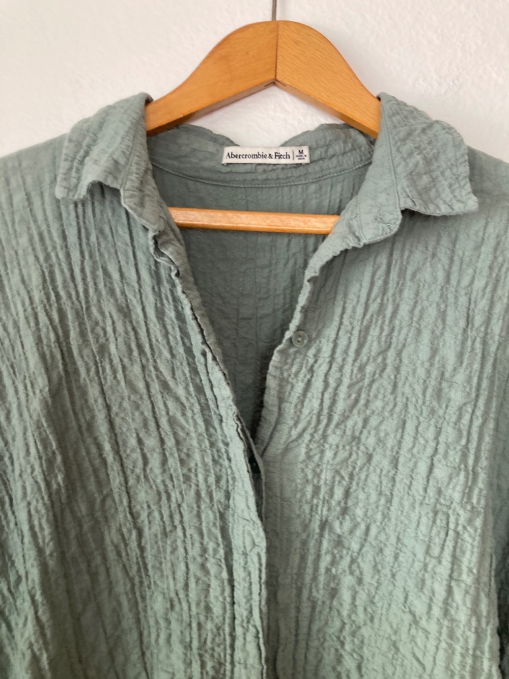 Abercrombie & Fitch Textured Button-through Shirt Dress In Sage Green Medium - Picture 3 of 8